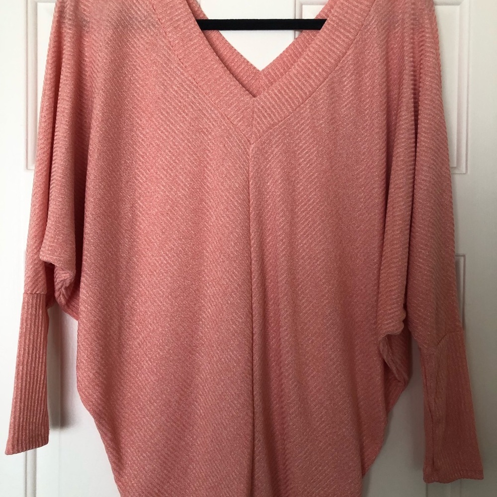 V Neck Loose Fit Top - Picture 3 of 6